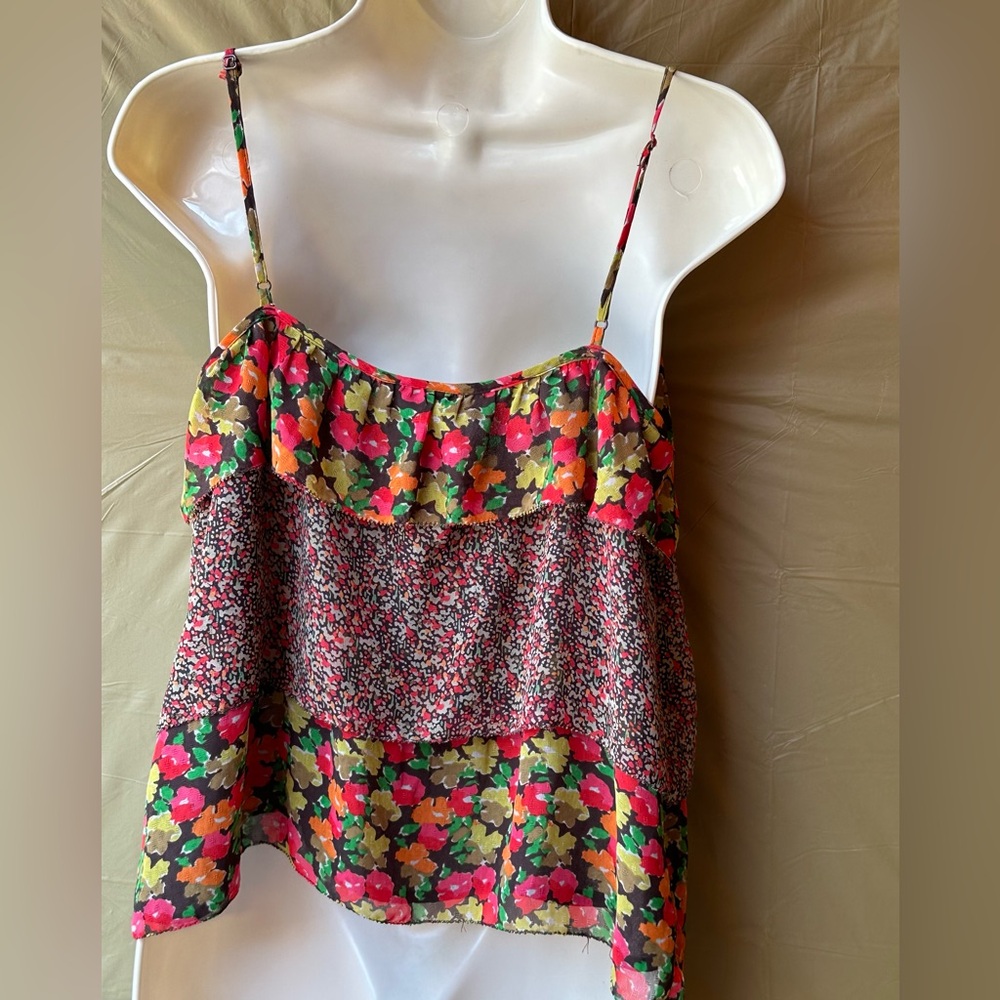 3/$15 Apostrophe sleeveless top spaghetti strap Floral Prints Size M - Picture 3 of 4
